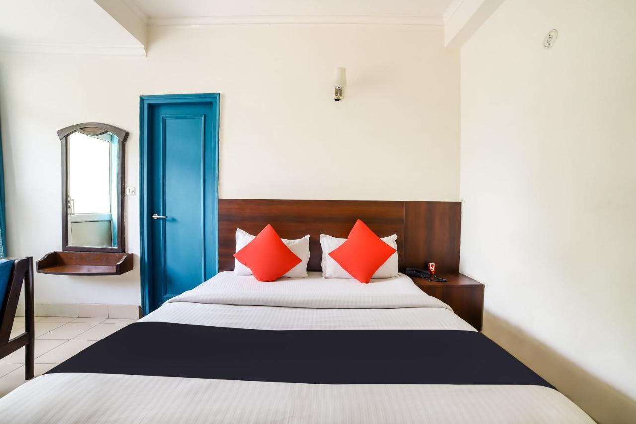 Capital O 48354 The Nest Yeni Delhi Dış mekan fotoğraf