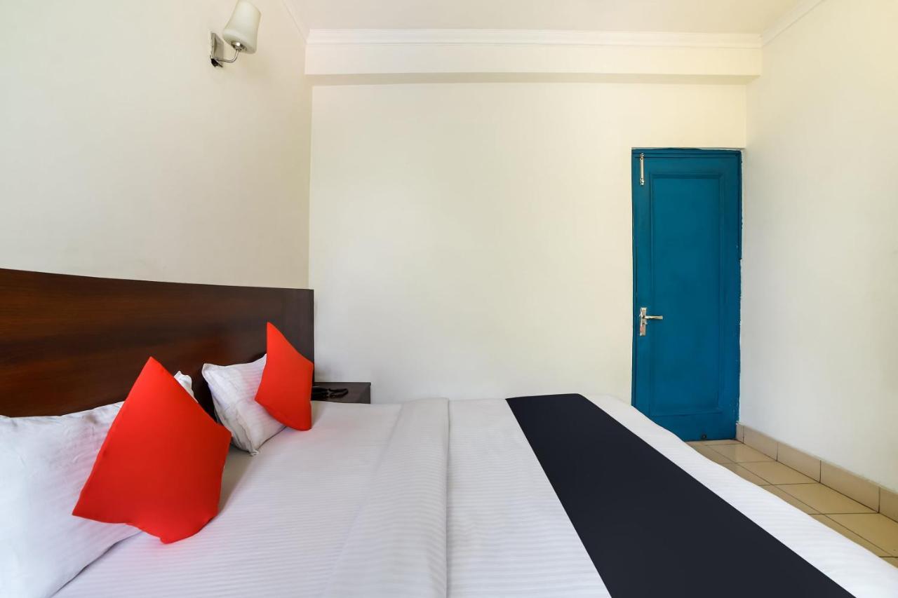 Capital O 48354 The Nest Yeni Delhi Dış mekan fotoğraf